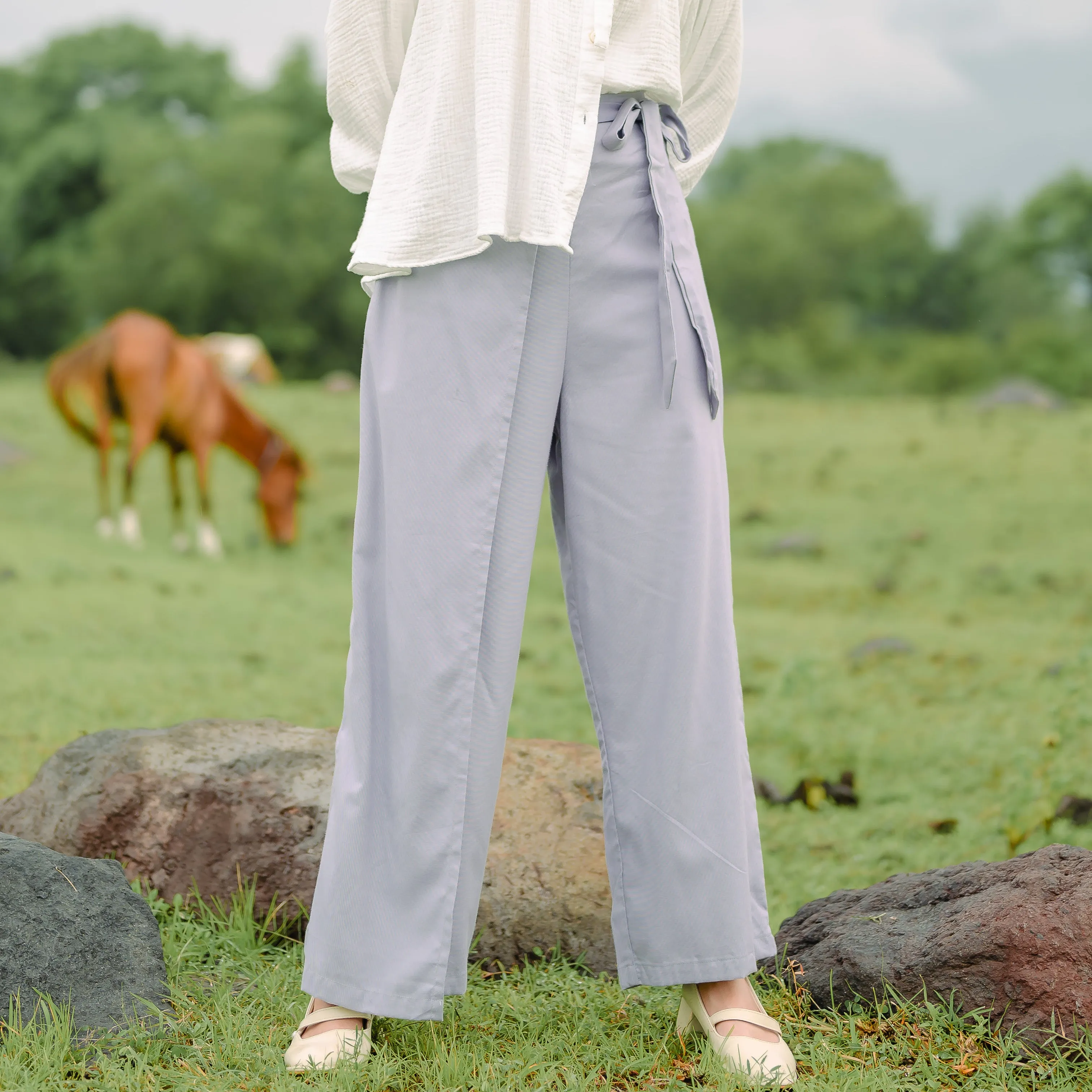 Tyan Pants Blue Pastel